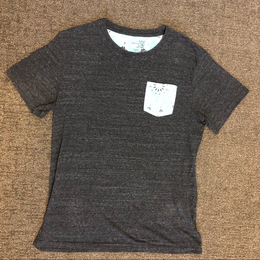 Blue crown grey shirt
